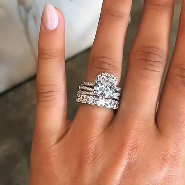 Iris – Prsten s dijamantom ovalnog reza