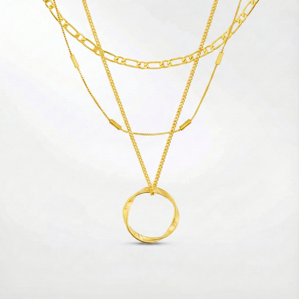 Ogrlica s tri niti otvorenog kruga